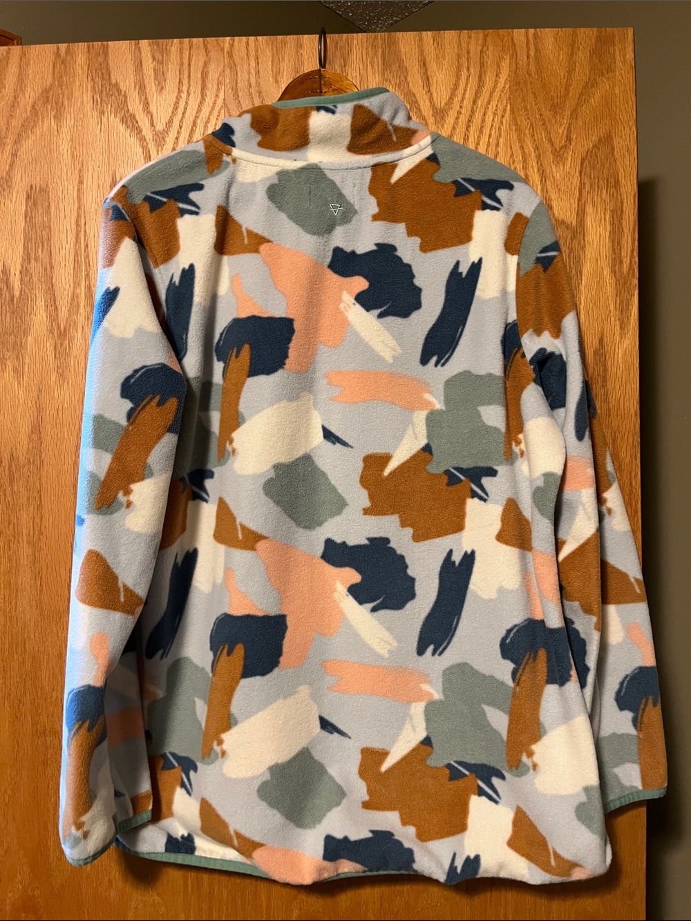 LIFE. INTEGRITY. EARTH® Cozy Fleece Jacket in Sage & Multi Abstract Print - Picture 12 of 14